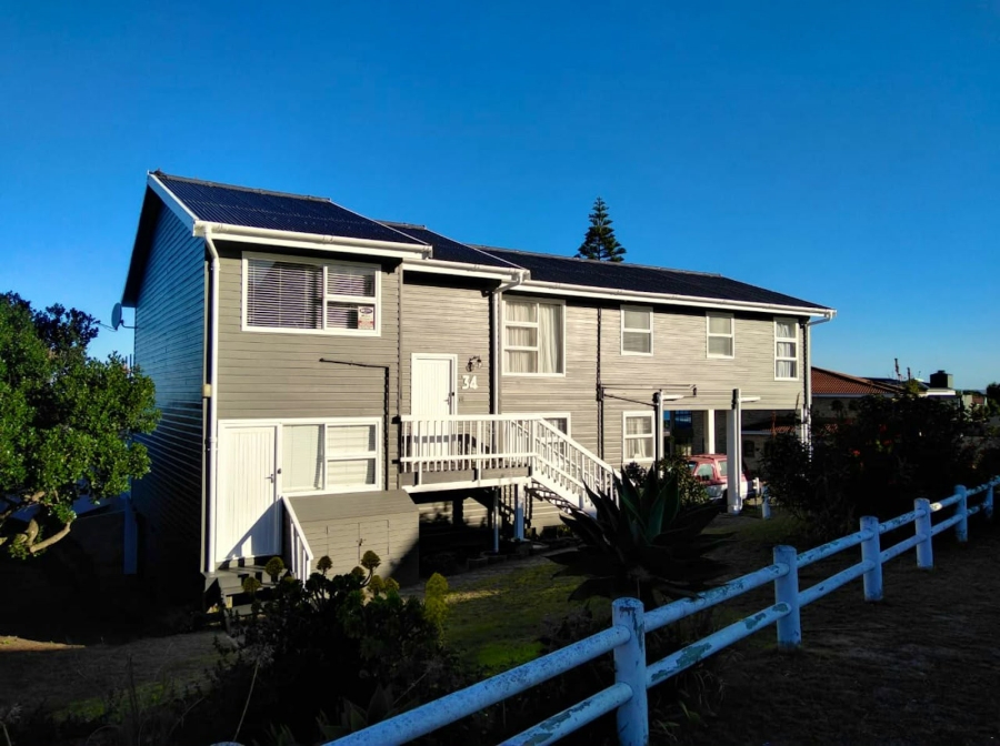 6 Bedroom Property for Sale in Reebok Western Cape